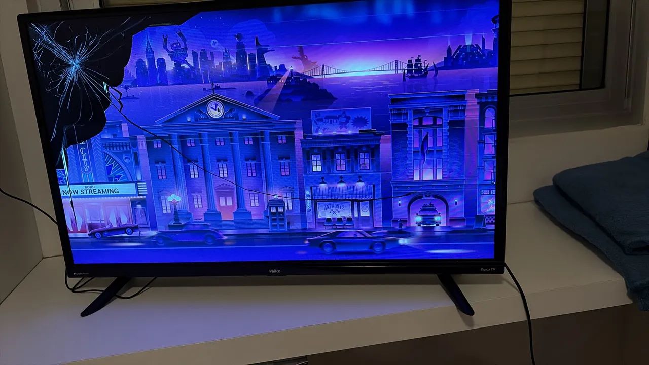 TV Roku Philco 32pol. Retirada de peças  - Foto 2