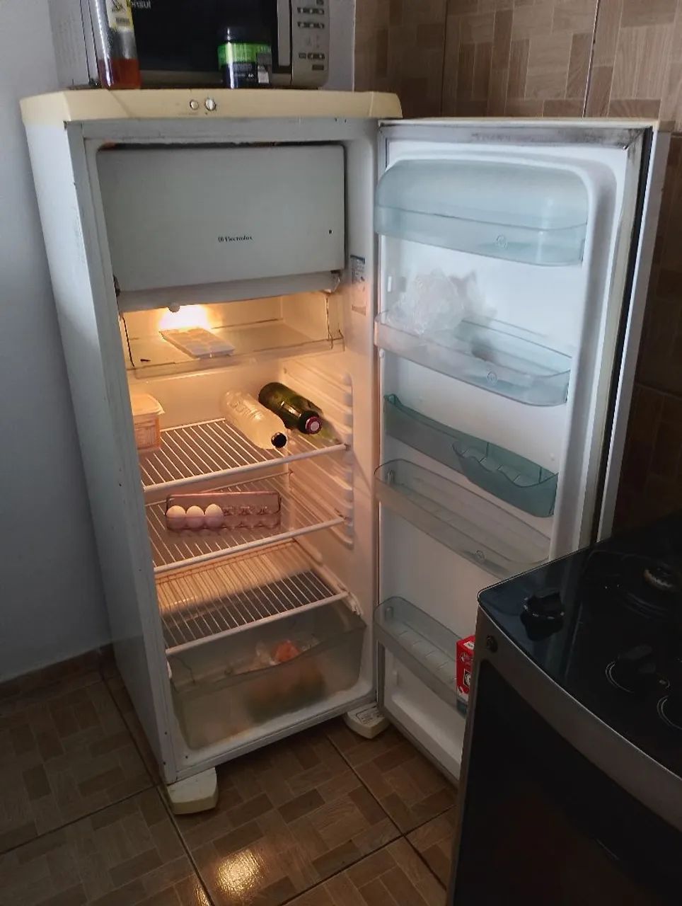 Geladeira Electrolux RE32 - Foto 2