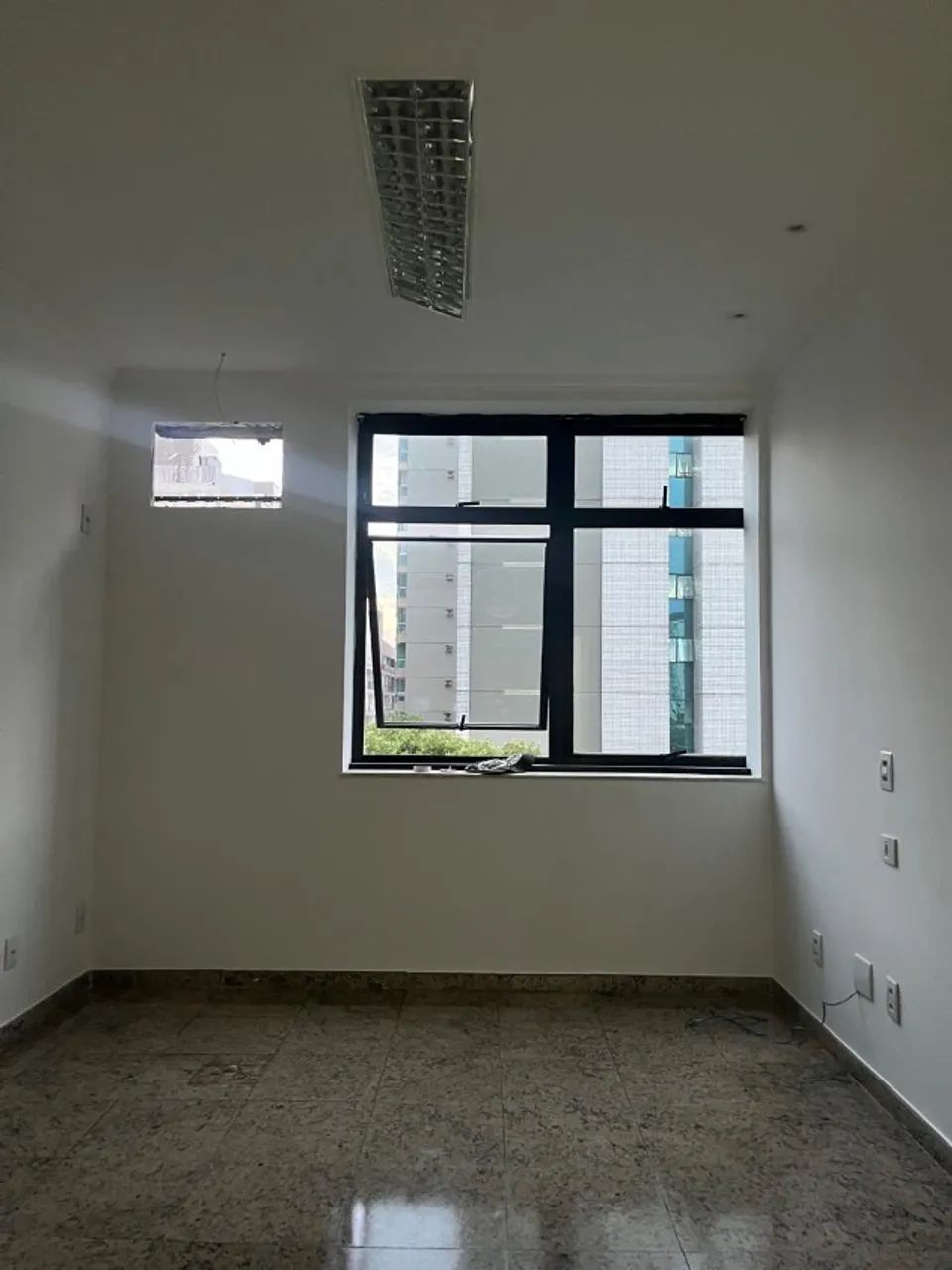 Comercial sala próx shop Vitória reformada 