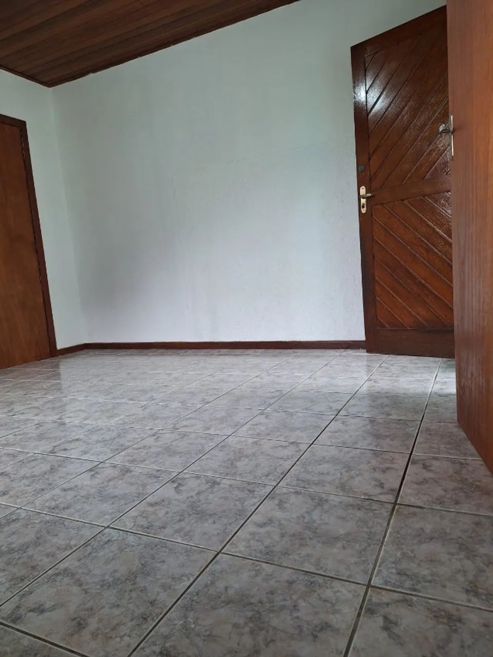 Alugo Casa na Costeira - Foto 3