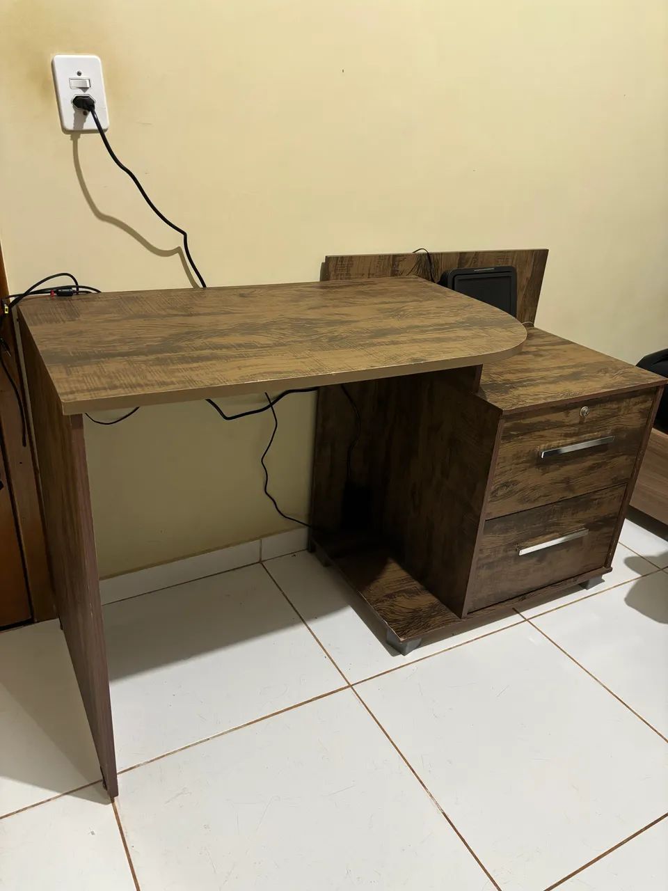 Escrivaninha  - Foto 2