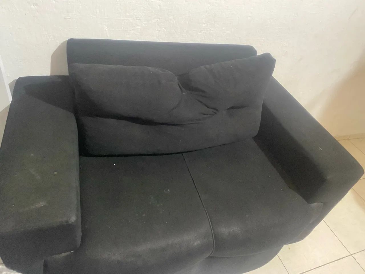 Vende-se sofá dois lugares 