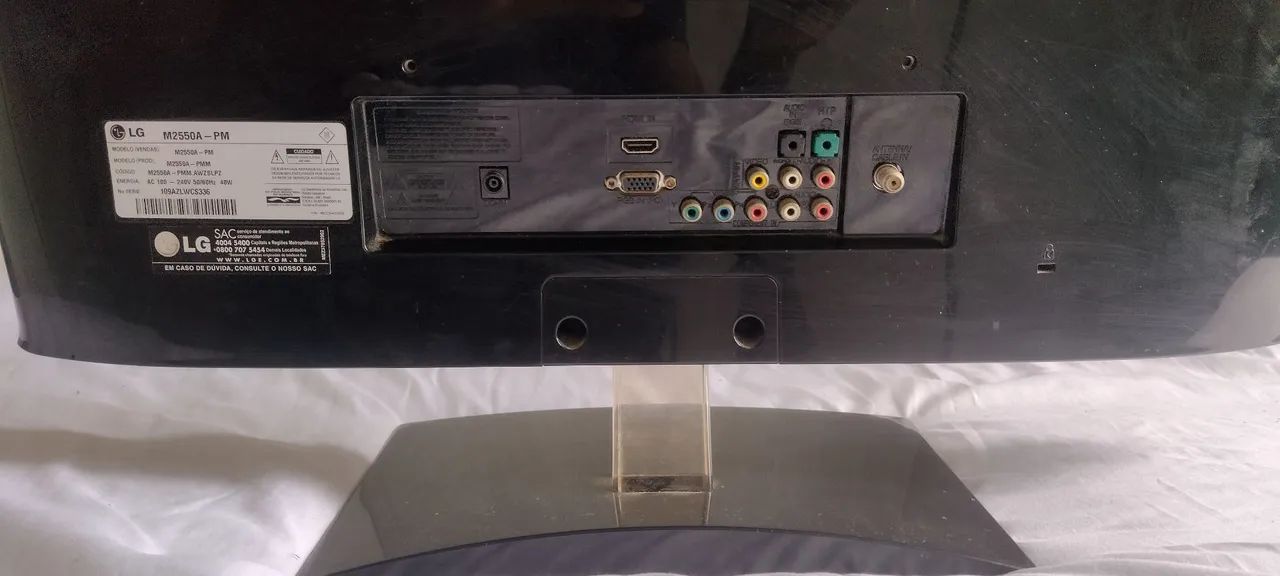 Monitor TV LG 24 Pol LED Full HD  - Foto 3