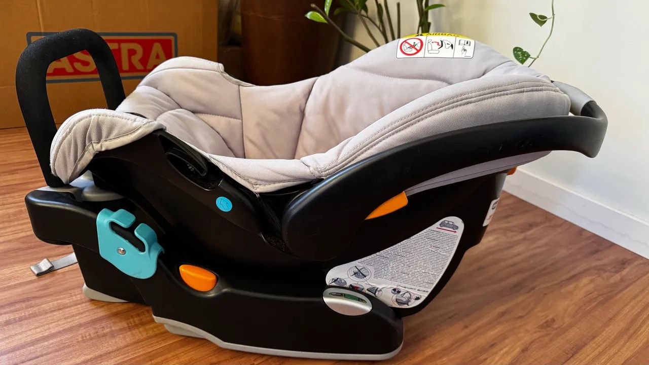 Bebê Conforto Chicco com Base - Excelente Estado