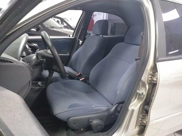 Fiat Bravo SX 1.6 - Completo\ 2003 Com APENAS 97 MIL KM - Foto 7