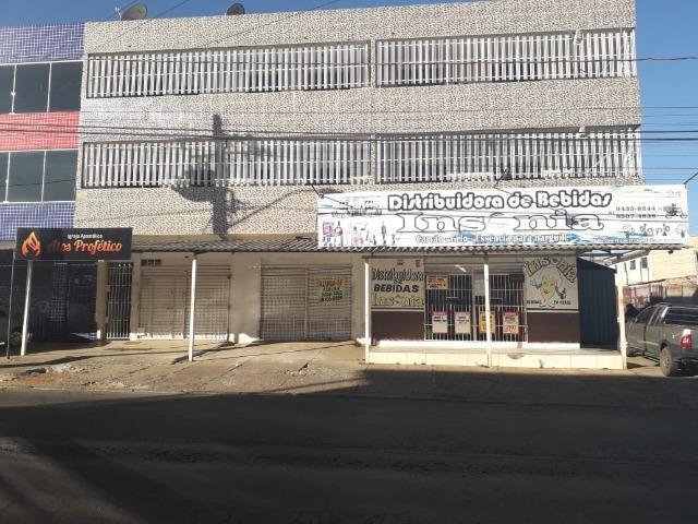 Ótima prédio, com 03 lojas e 04 apartamentos na avenida potiguar, de esquina - Foto 7