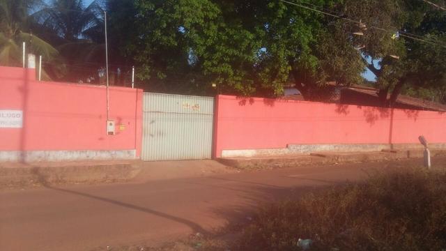 Sitio no Santa Barbara/ 1450 m² / Casa Sede/ Galpão/ próximo a Igreja/ em frente ao campo