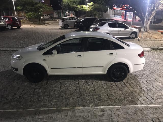 Fiat/ Linea Essence 1.8