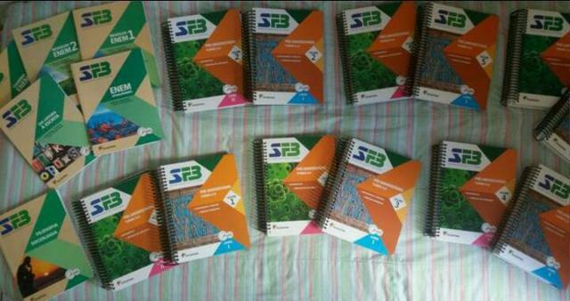 Livros FB 3° ano do ensino médio
