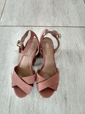 Sandália Semi-Nova Arezzo 35 - Foto 3