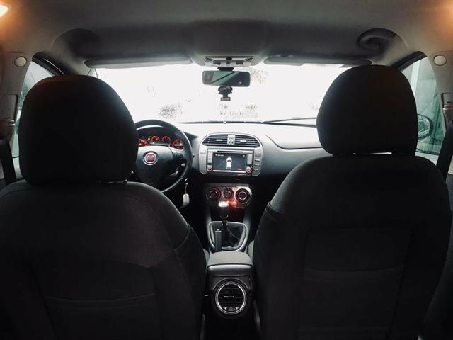 FIAT Bravo 28900 entrada de 10mil parcelas de 498 - Foto 4