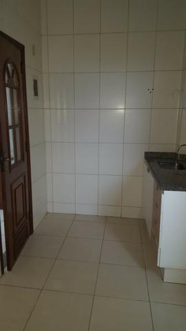 Aluguel Apartamento Glória, sala, quarto, banheiro, cozinha e garagem - Foto 4