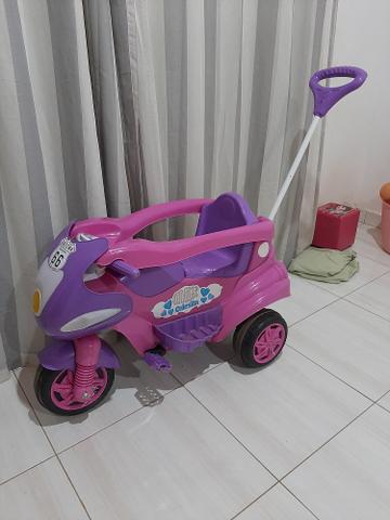 Motoquinha infantil