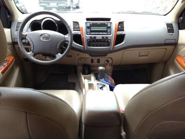Toyota Hilux SW4 SRV 3.0 4x4 Diesel 7 lugares 2010/2011 - Foto 5