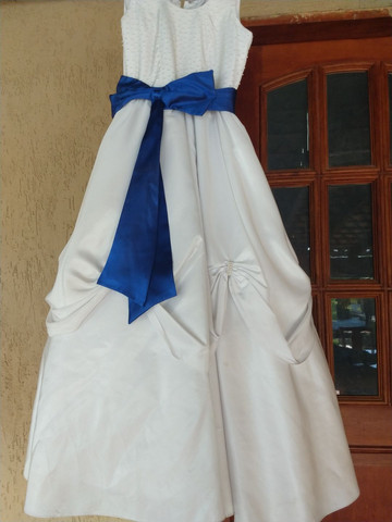 Vestido Branco p Damas 6 a 8 Anos - Foto 2