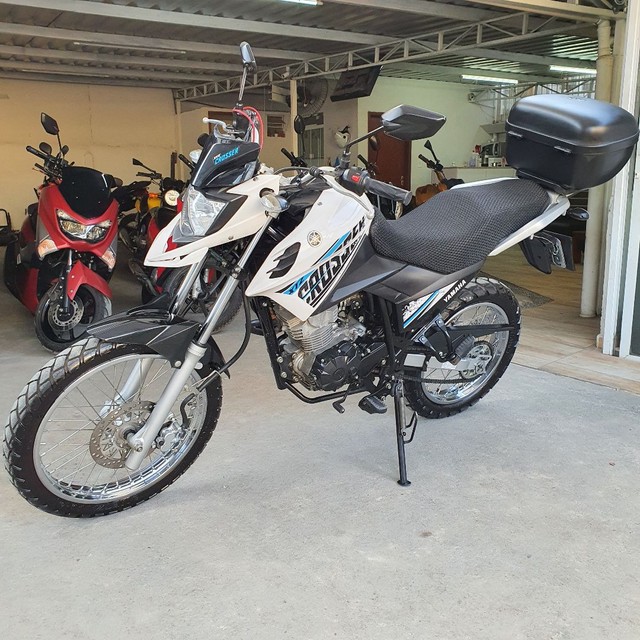 YAMAHA XTZ CROSSER 150 MOTO TA IMPECÁVEL BAIXA KM !!!
