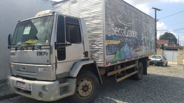 VENDO CAMINHÃO