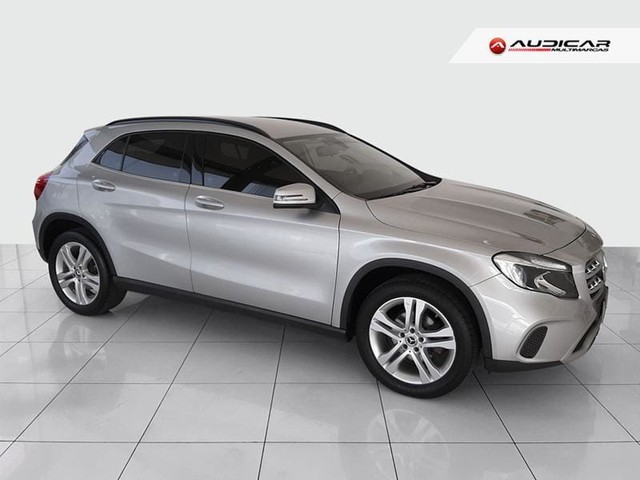 MERCEDES-BENZ GLA 200 1.6 CGI STYLE 16V TURBO 4P