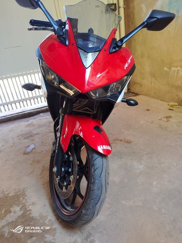 YAMAHA R3