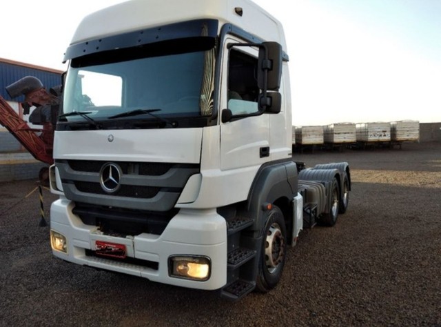 CAMINHÃO MERCEDES 2644 2014
