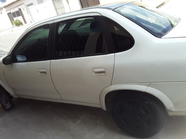 CARRO CORSA CLASSIC BRANCO