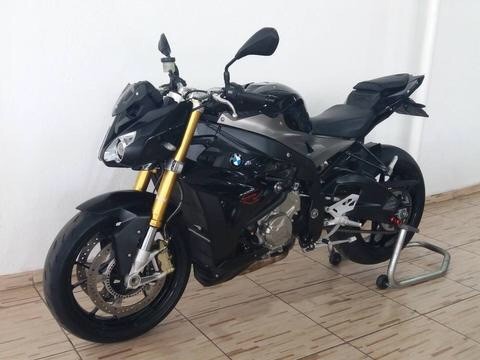 MOTO BMW S 1000 R A VENDA