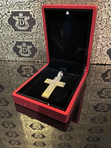 Pingente Crucifixo em Ouro 18K 750 com Diamantes - Foto 5