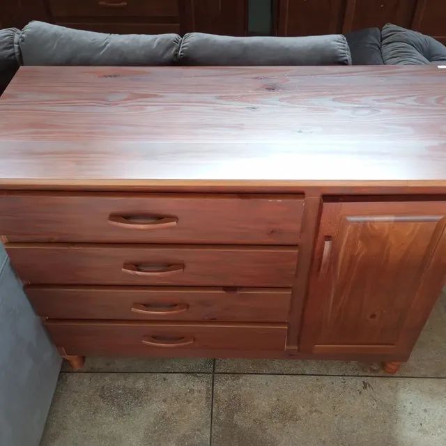 COMODA DE MADEIRA NOVA 