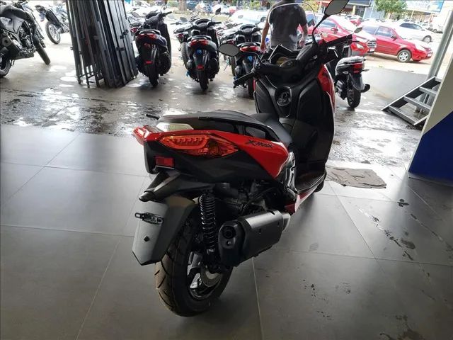 YAMAHA XMAX ABS - Foto 3