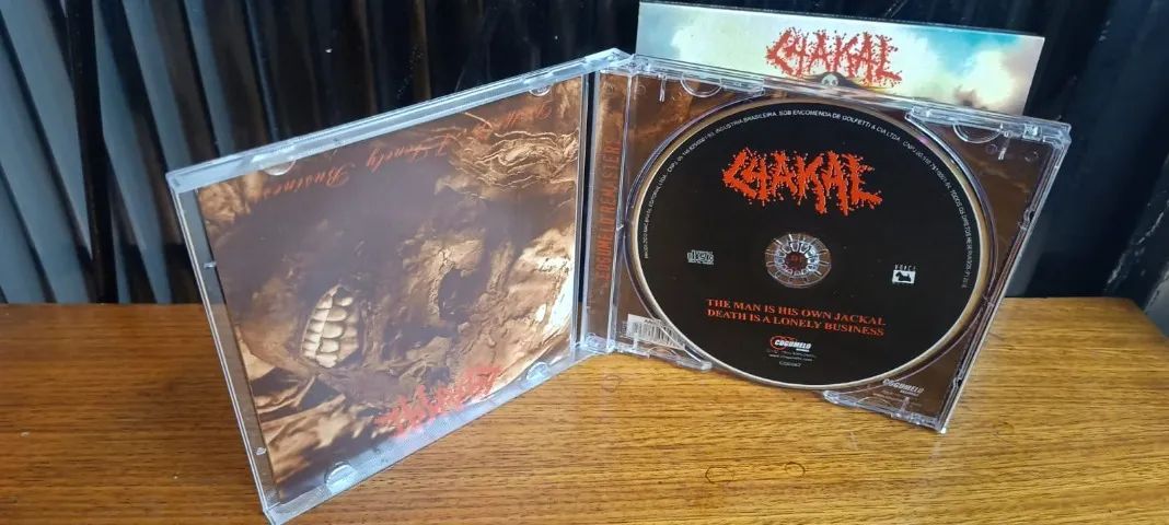 CD - Chakal - The Man Is His Own Jackal - Foto 5
