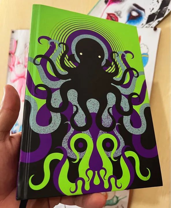 HP Lovecraft Medo Clássico Cosmic Edition, capa dura.