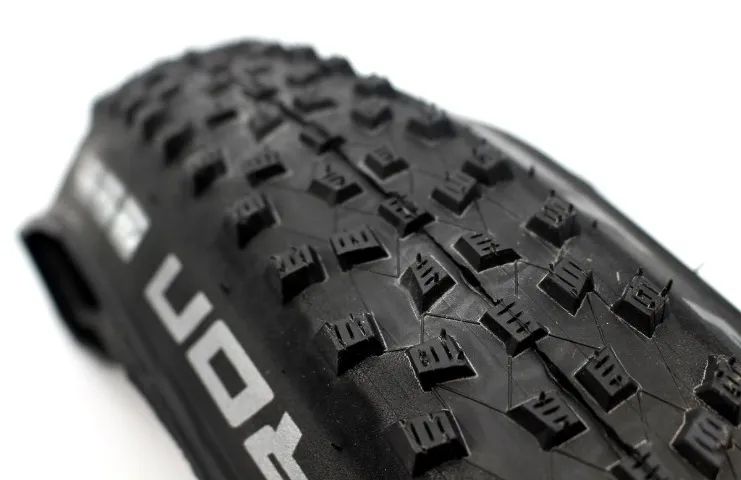 Pneu MTB Schwalbe Rocket Ron Aro 29x2.25 Tubeless Addix Preto 87993 - Foto 2