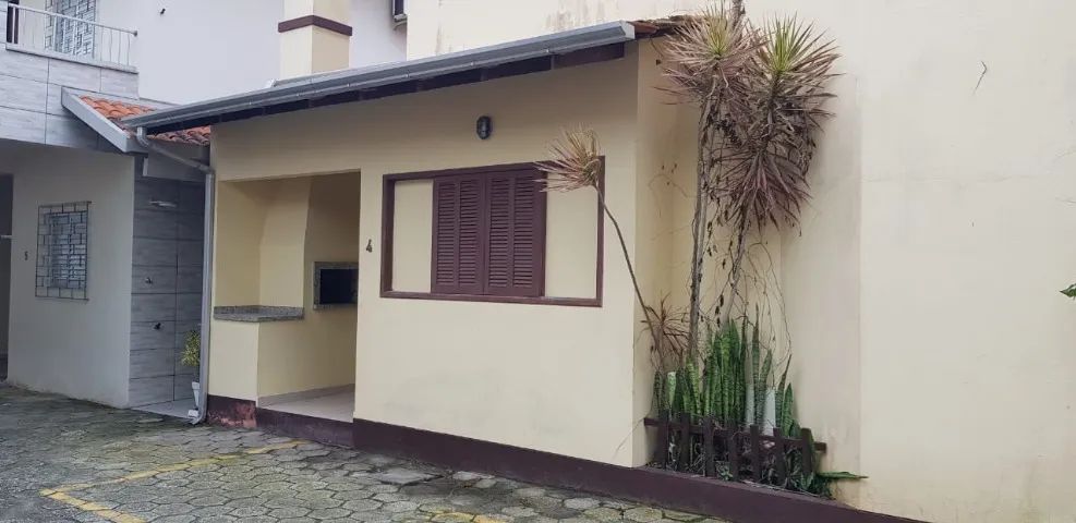 Casa para 5 pessoas, Praia de Perequê SC, 2 quartos, LIVRE 31 dezembro a 10 janeiro