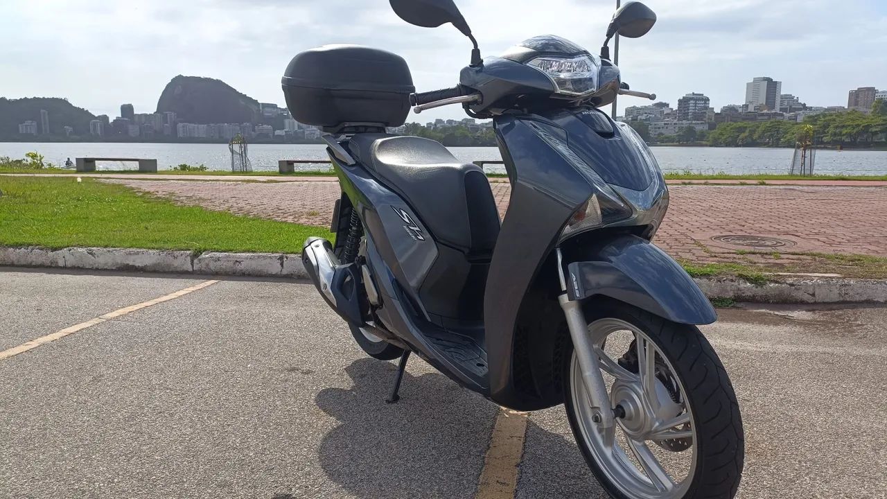 SH 150 - 2019 - 11.494km. 2 Pneus 0km Michelin - Foto 3