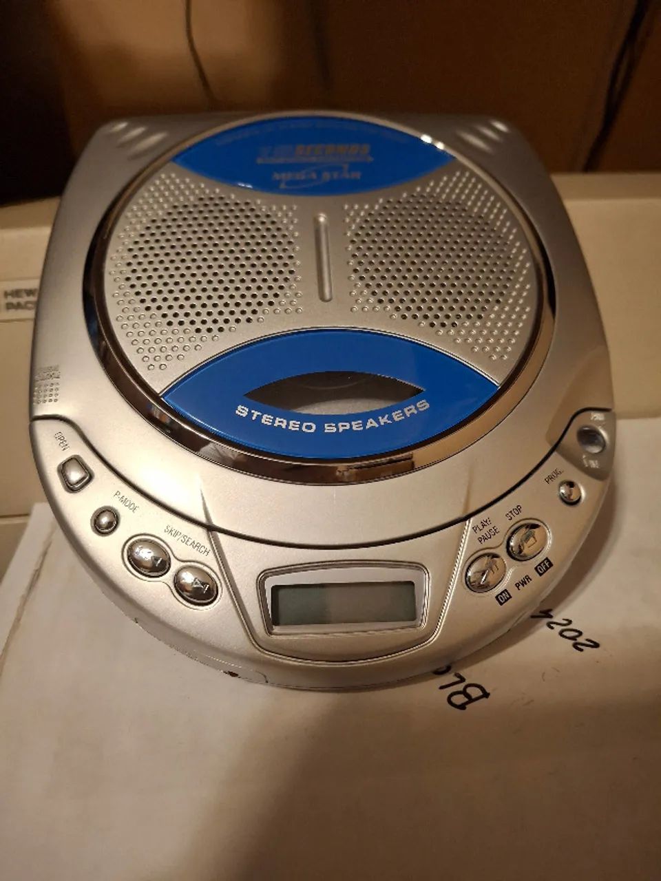TOCA CD PORTÁTIL E RÁDIO AM/FM COM BOLSA DE TRANSPORTE NOVÍSSIMO E RARO