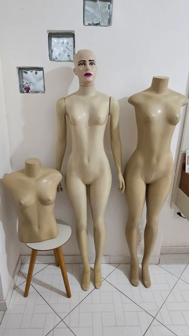 Manequins femininos 