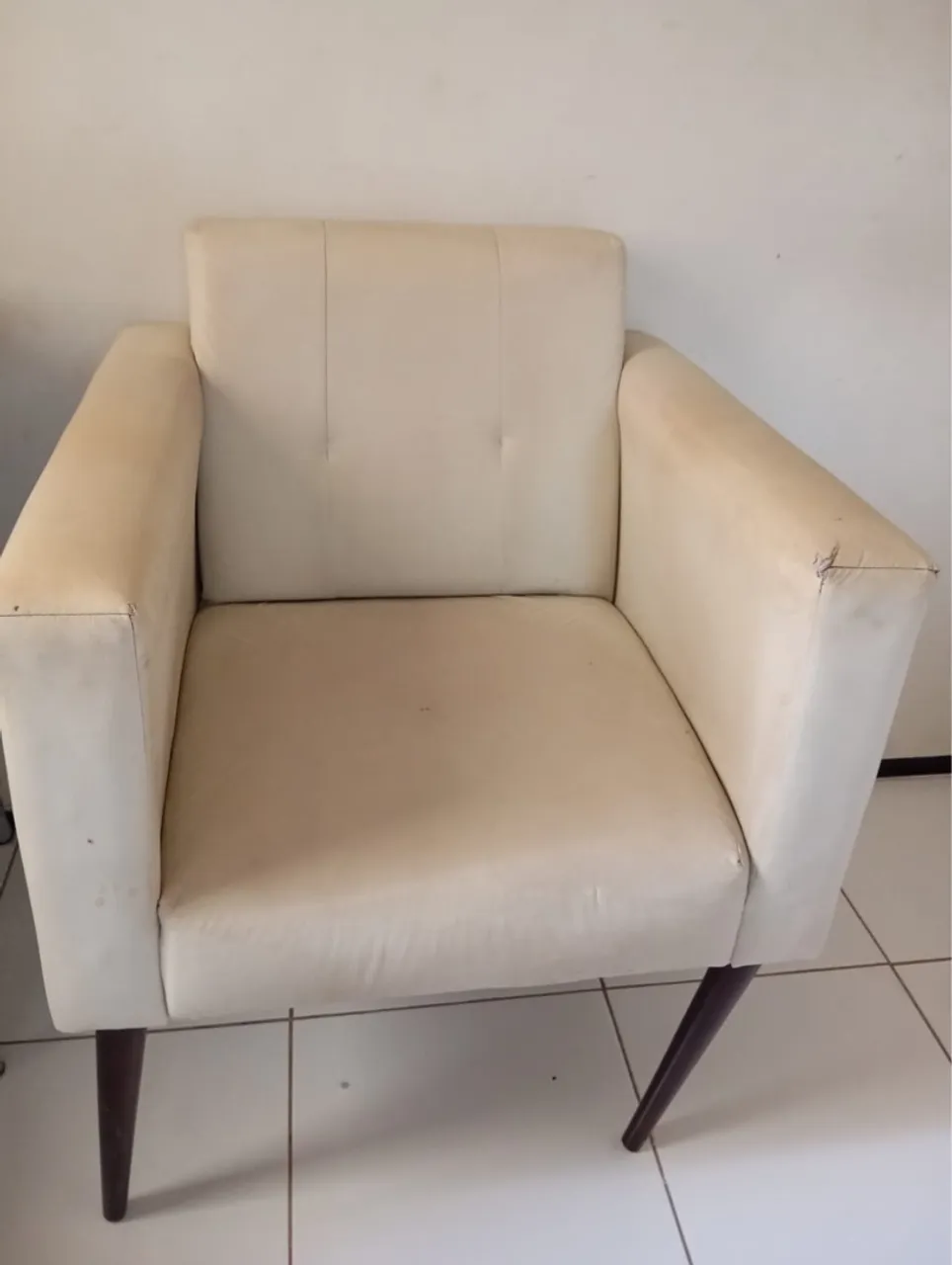 Duas Poltrona confortável de 1 lugar favor leiam o anúncio