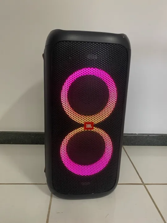 Vende-se Partybox 100 JBL