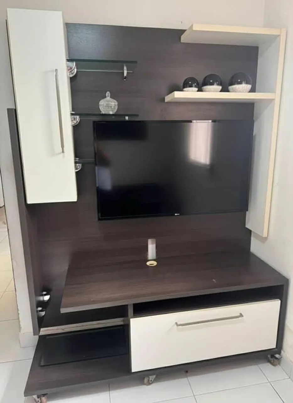Rack with Panel – Masaranduba Wood