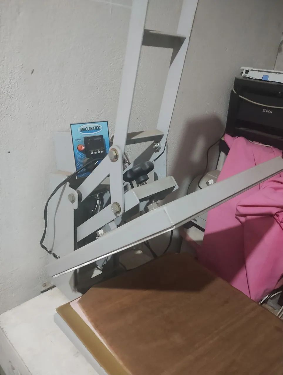 Máquina de estampar camisas e+ máquina de estampar copos  - Foto 2