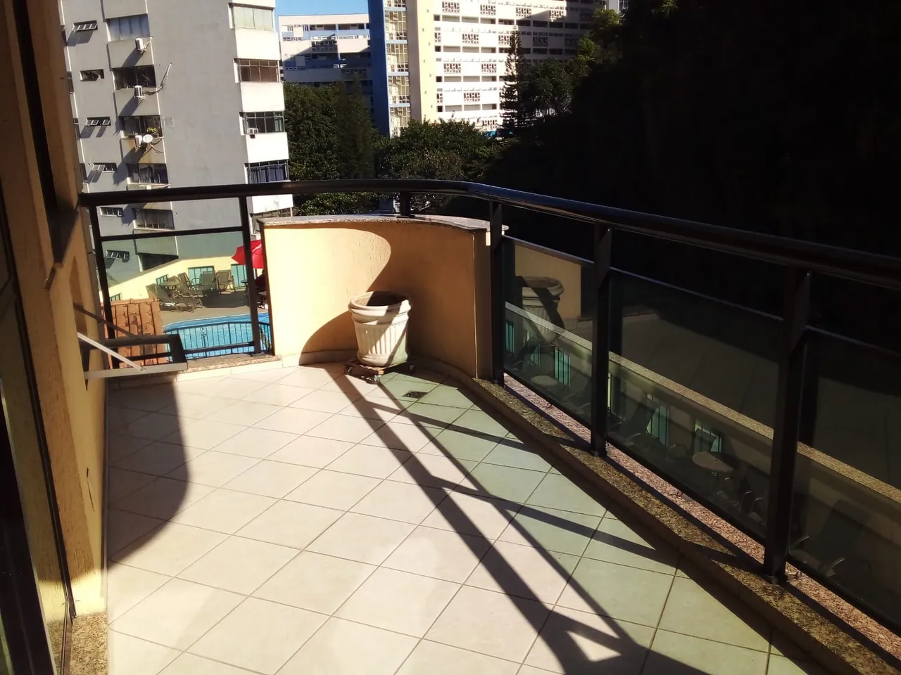 Excelente apartamento em prédio com infraestrutura total