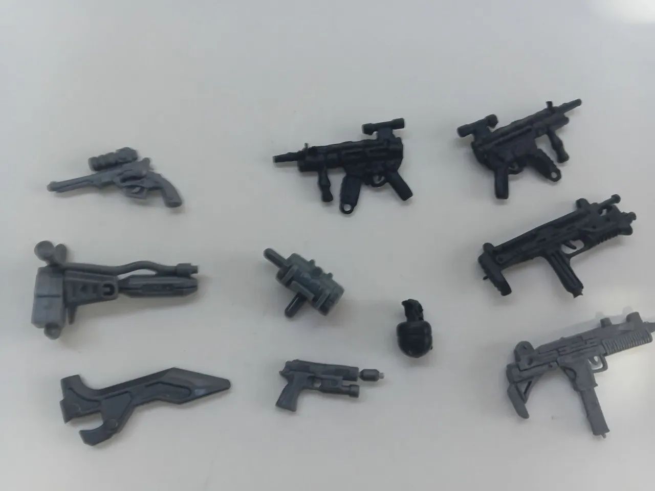 Lote de acessórios e armas para action figures (2) - Foto 4