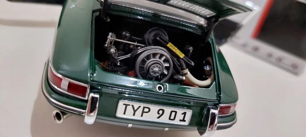 1:18 Porsche 901 CMC Irish Green - Hobbies e coleções - Ayrosa