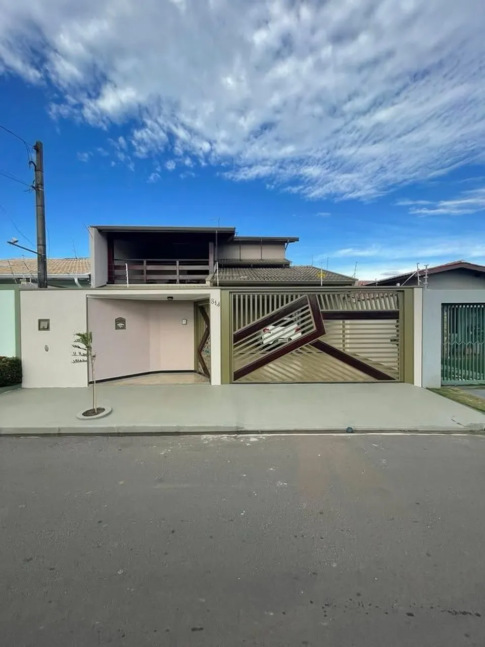 Linda casa a venda na Candangolândia