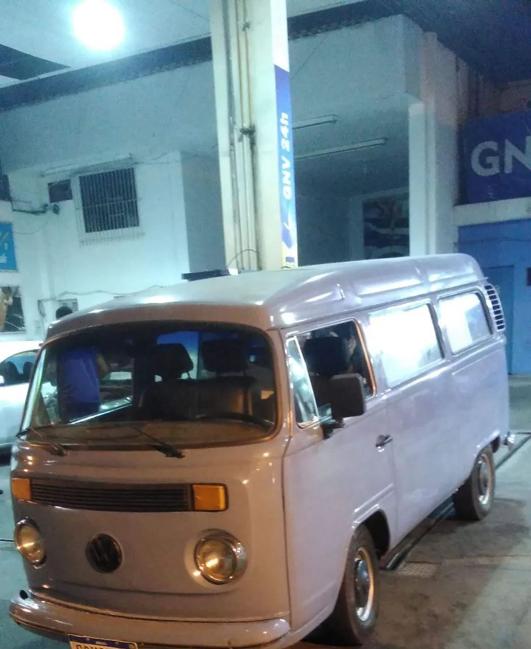 Vendo Kombi modelo teto alto 
