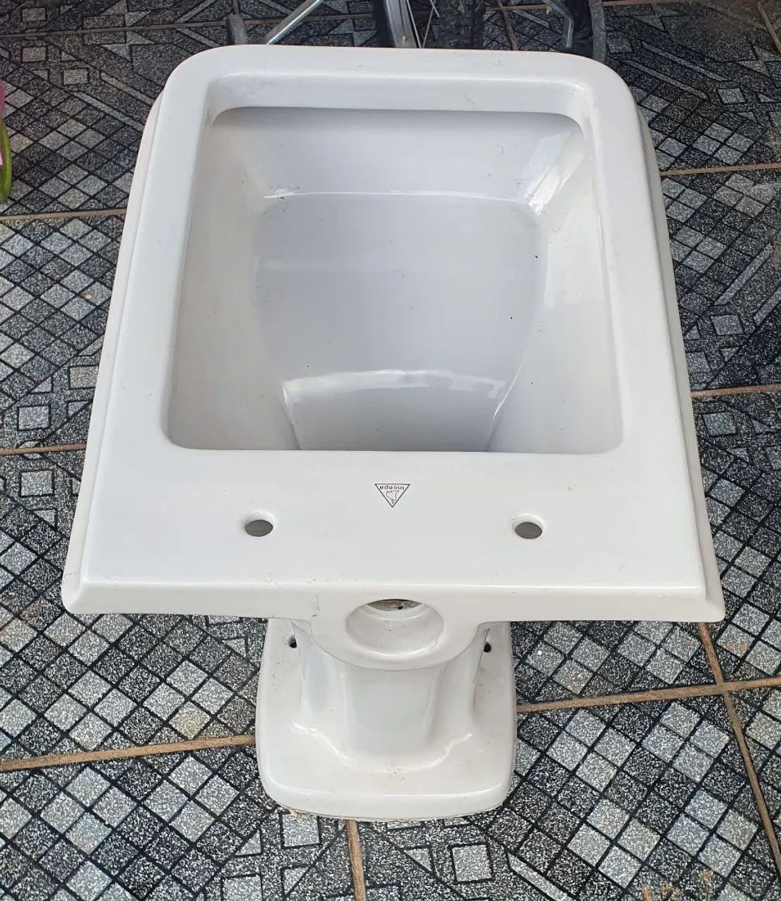 Vaso sanitário branco - Foto 3