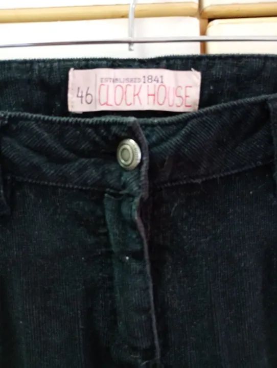Calça Preta veludo cotelê C&A - Foto 3