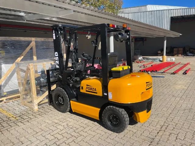 Empilhadeira Forza BR - FZ2535DXS - 2,5 TON - Duplex 3,50 Metros - Diesel - Foto 5