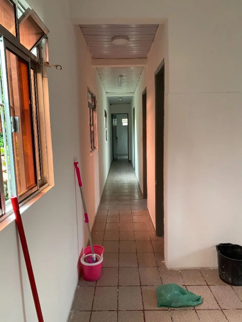 Alugo 1º andar com 5 salas e 3 banheiros na Madalena (100m²) - Foto 2