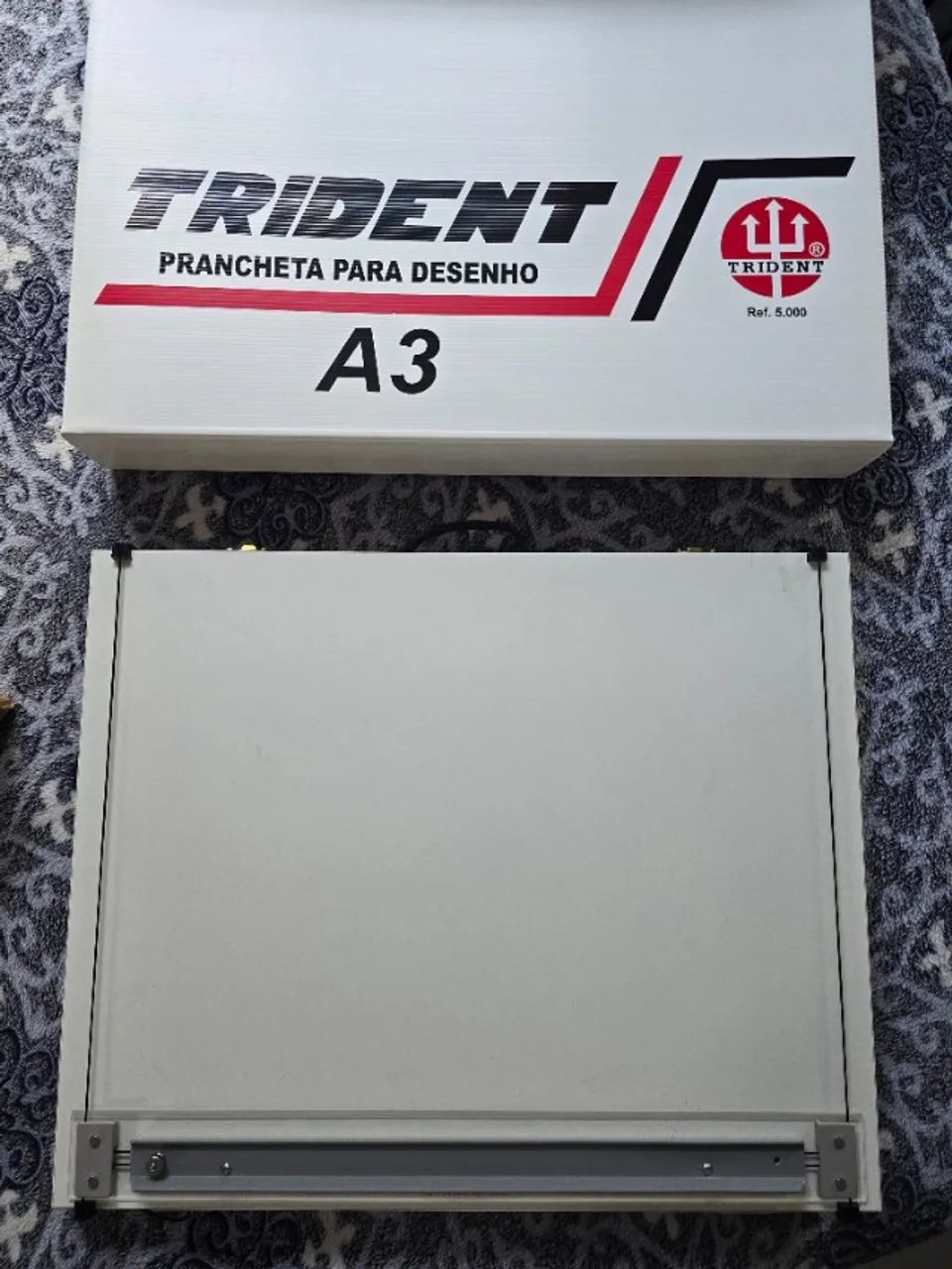 Kit Prancheta Trident Portatil A3 - 42 x 52 cm 5000A + A4 Milimetrado 63g 50 F - Foto 6